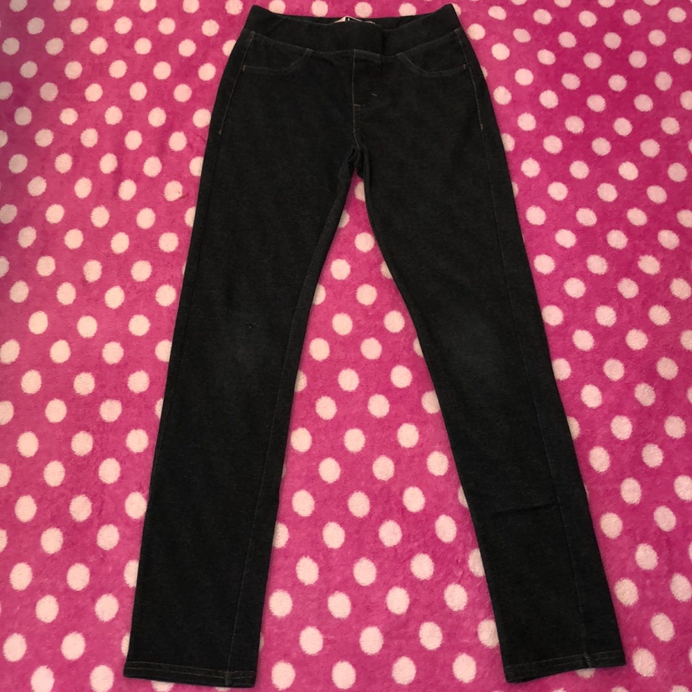 Dark blue jagging’s